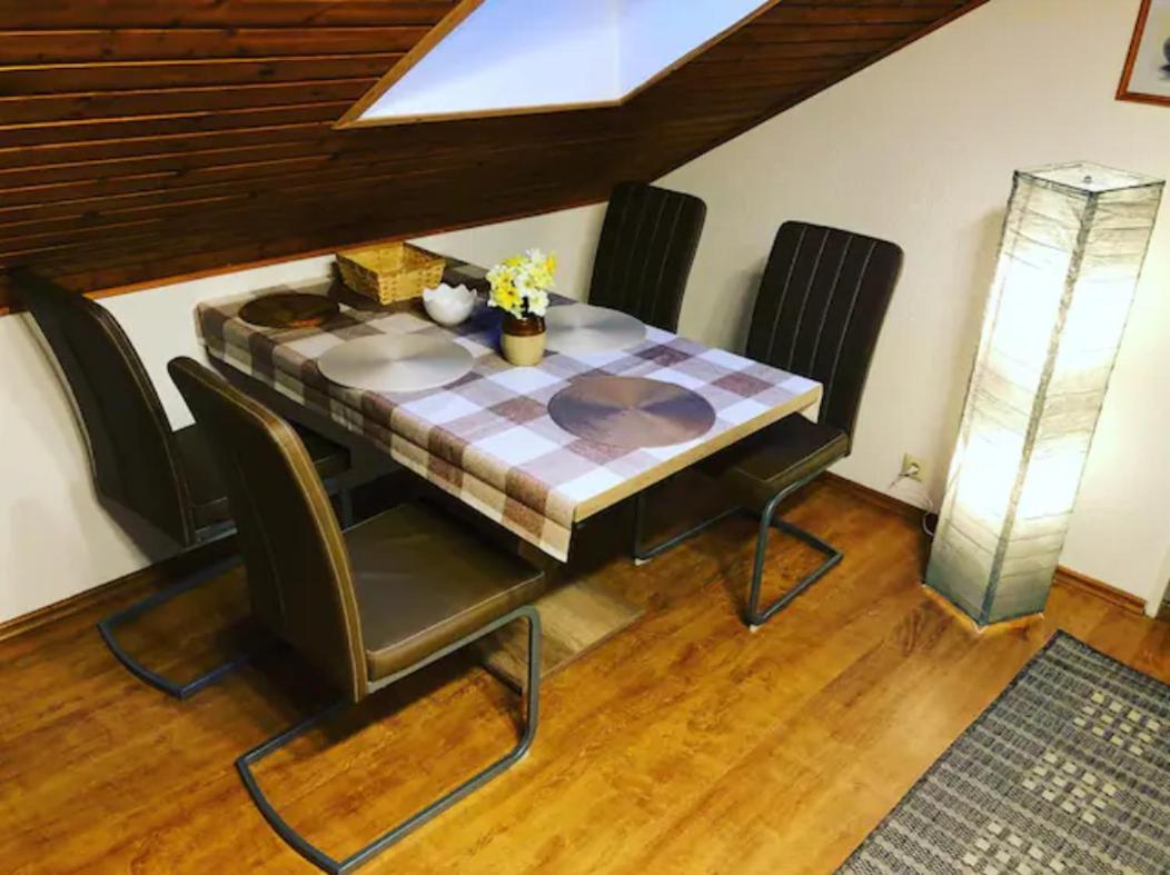 Ferienwohnung Am Bodensee - 2023 Neu Renoviert! Meersburg Ngoại thất bức ảnh
